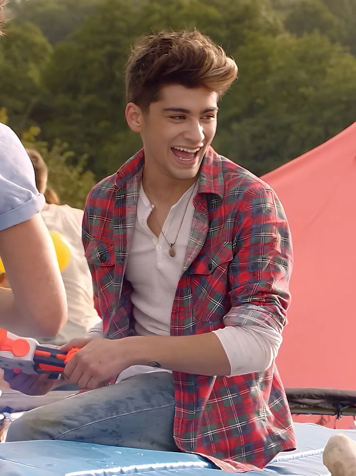 Casual outdoor gathering with friends.