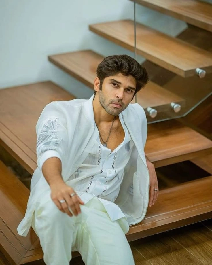 Dhruv Vikram Hairstyle