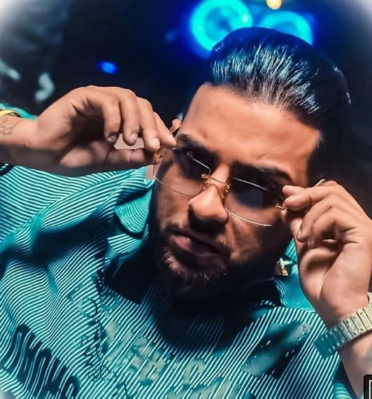 karan aujla hairstyle